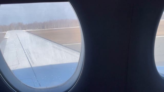 Летим в Минеральные Воды// Самолет Супер Джет 100// Приехали в Кисловодск// Влог