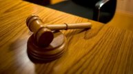 Чубайс попросил суд снять арест с его имущества.