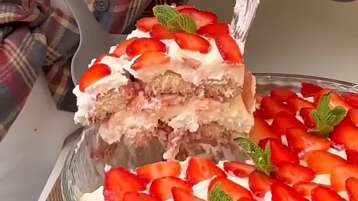 Клубничное ТИРАМИСУ...🍰🍓😋