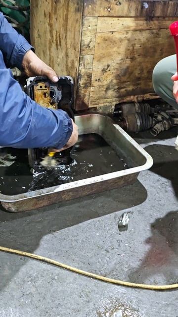 замена прокладки клапанной крышки. #jonauto #слесарь #моторлэнд #автомобили #ремонт #автосервис