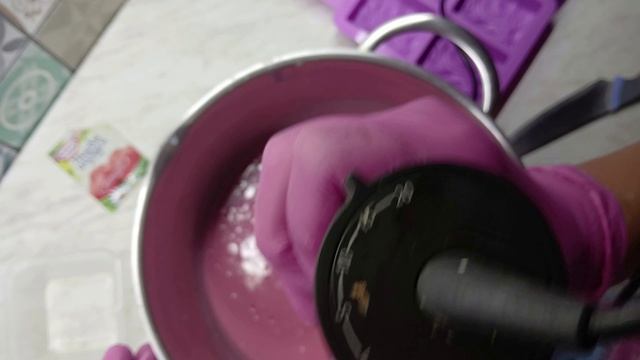 Пристраиваю смалец - варю натуральное мыло Рецепт в ролике