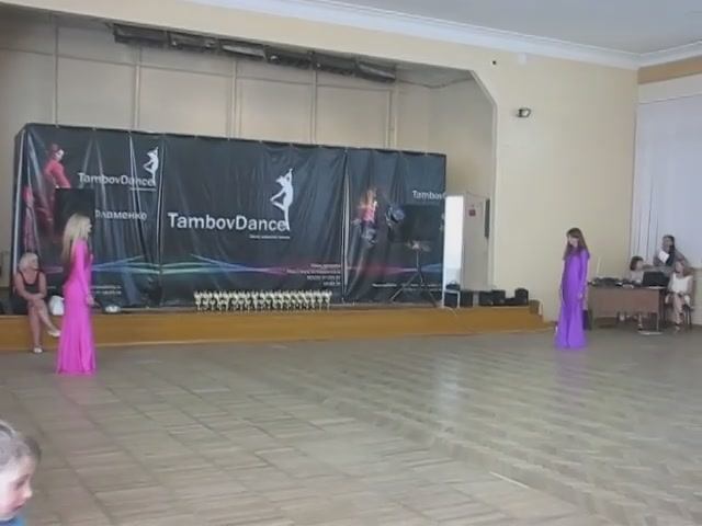 Ираки. Татьяна Лемиш и Ольга Ромадина. Студия Арабского танца "Байсан", г. Тамбов