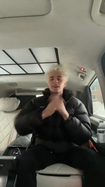 А4 Танцует