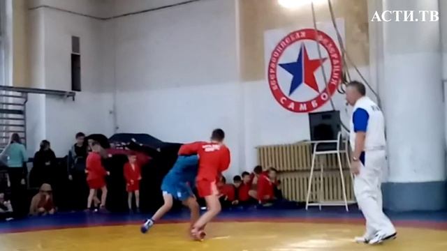 Самбо от