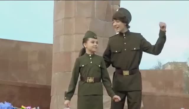 Песни военных лет! Клип ко Дню Победы! Смуглянка - Дуэт Nika.