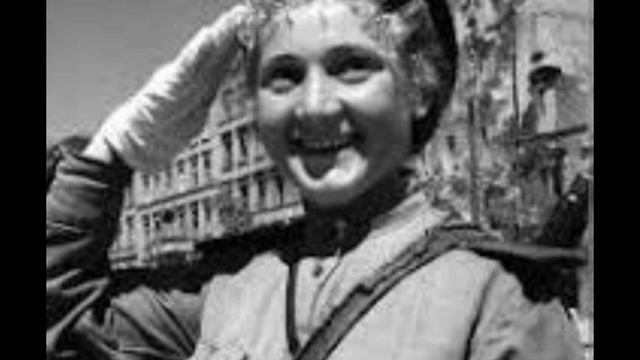 Мелодии военных песен... *Казаки в Берлине*...