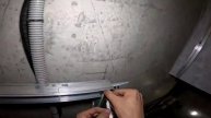 Монтаж натяжного потолка "Световые линии"