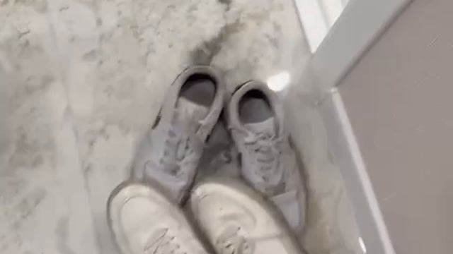 ПРОРВАЛО: в ЖК «Скайпарк» возникла проблема — из-за прорыва пожарных гидрантов.