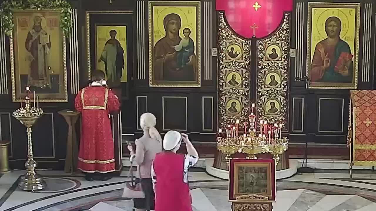 04.05.2025  Неделя 3-я по Пасхе, свв. жен-мироносиц. Божественная Литургия.