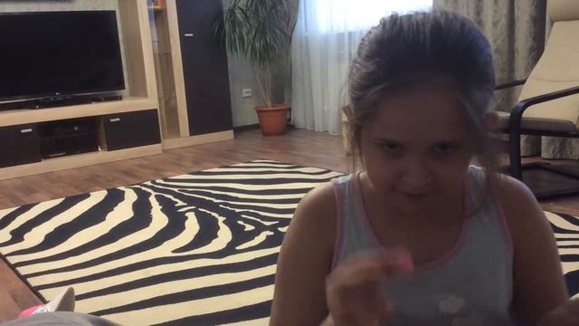 Пробуем конфеты TOXIC WASTE