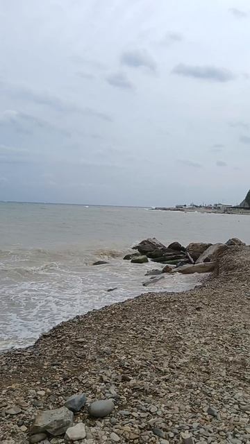 Море не в духе😉💚
