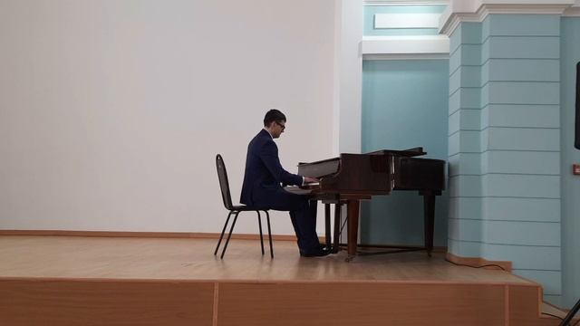 Николай Симонов "Розы в утреннем саду".mp4
