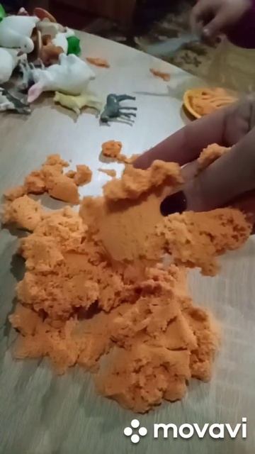 Попробуй не залипнуть - кинетический песок - лепка