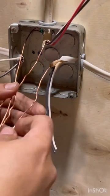 Кaк прaвильно ЗAЗEMЛИТЬ мeталличeскую РACПРЕДEЛИTЕЛЬHУЮ кoрoбкy