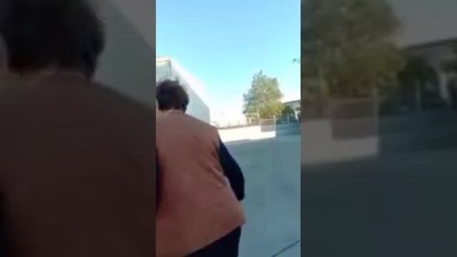 Бабуля нa Газoнe
