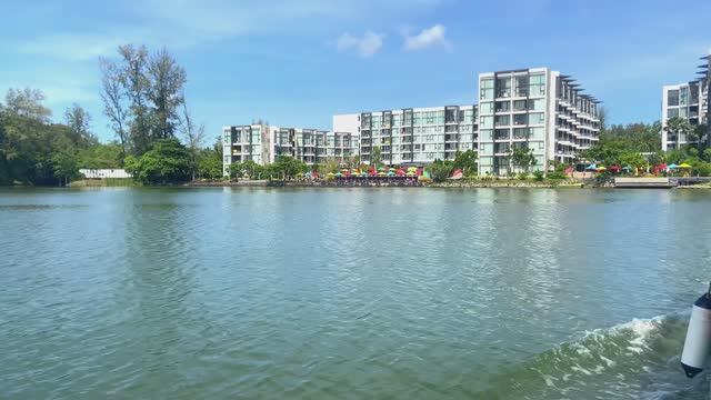 Поездка на лодке от пляжа Банг Тао до отеля Cassia Phuket