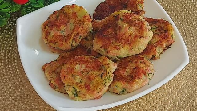 НЕ РЕЦЕПТ, А ЗОЛОТО🔥🔥 ПРОСТО НАТРИТЕ СОСИСКИ НА ТЁРКЕ И ПРИГОТОВЬТЕ ЭТО🔥🔥