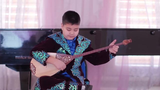 Халық әні "Шымыр" орындаған: Ердос Ерланұлы 2-сынып, ұстазы-Айнұр Омарова