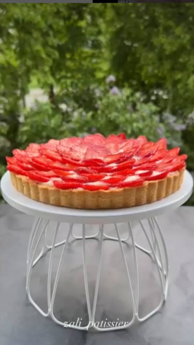 ФРАНЦУЗСКИЙ ТАРТ С КЛУБНИКОЙ