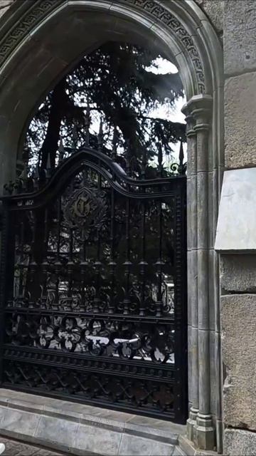 Замок Гарибальди (Хрящевка, около Тольятти)