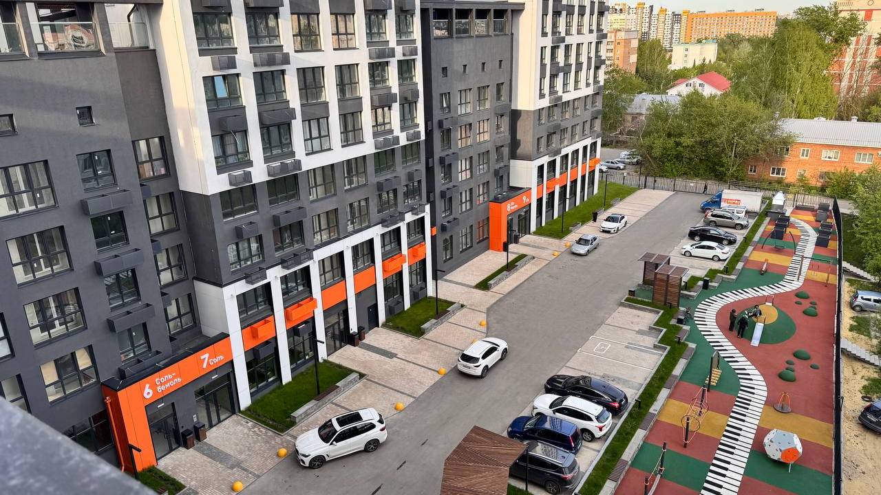 Продается машино-места в ЖК "Парк Рояль"