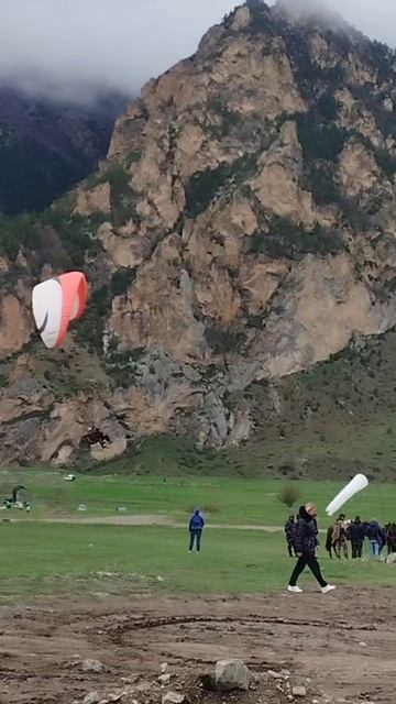 приземляюсь с пассажиром. запись на полет с опытным инструктором +79615043050