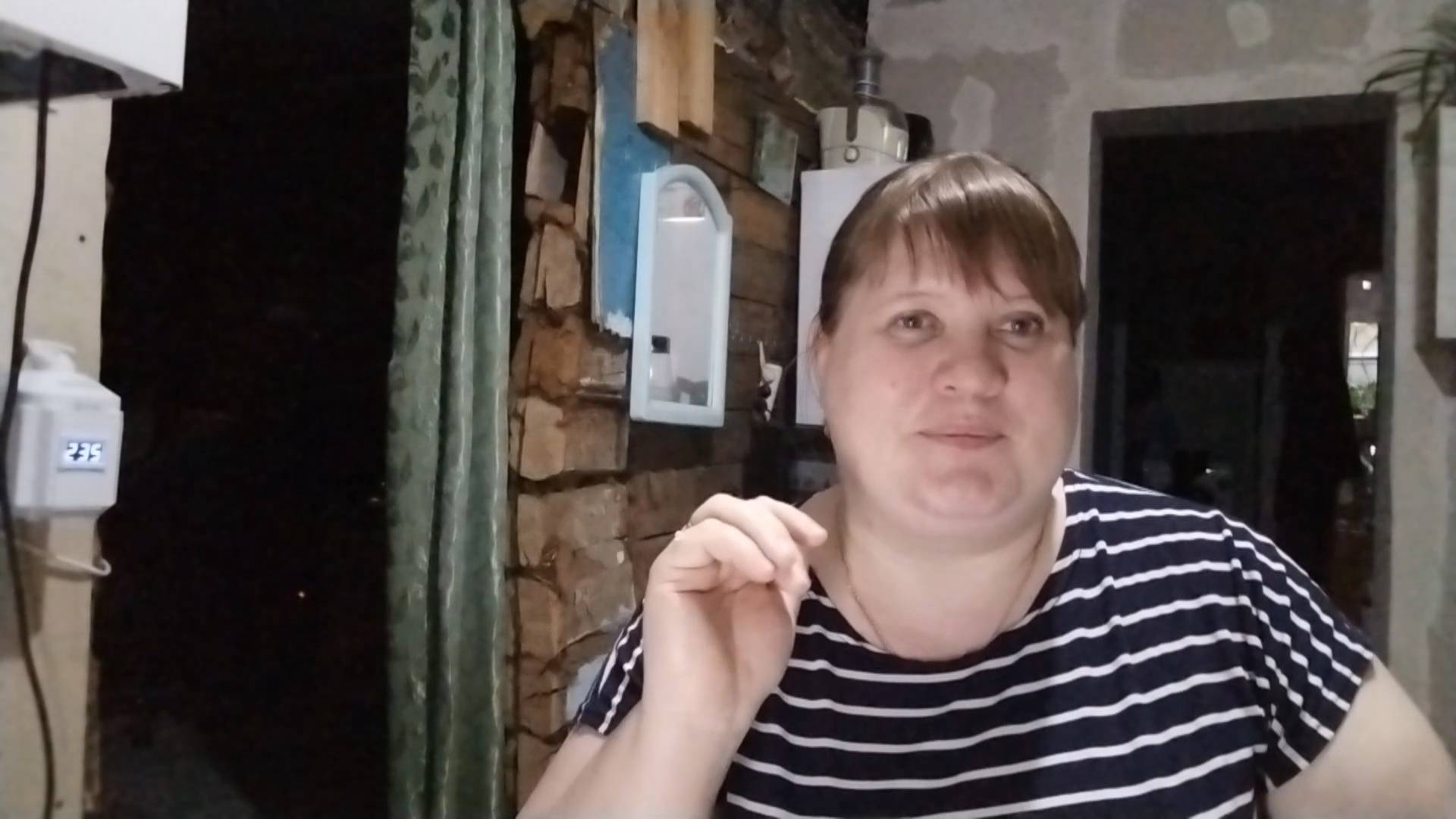 ПРОСТАЯ ЖИЗНЬ 45// ПРИГОТОВИЛИ 2 РАЗНЫХ САЛАТА// У МЕНЯ СИЛИКОНОВЫЕ ПЯТОЧКИ