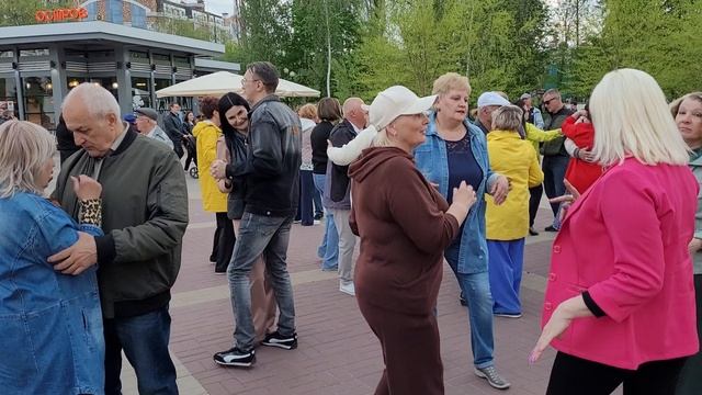 Женщина воздух, женщина вода... 03.05.25...