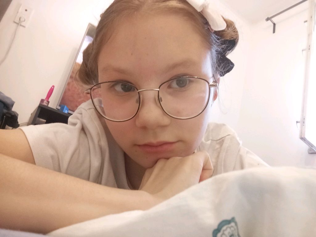 всем привет полю лицо