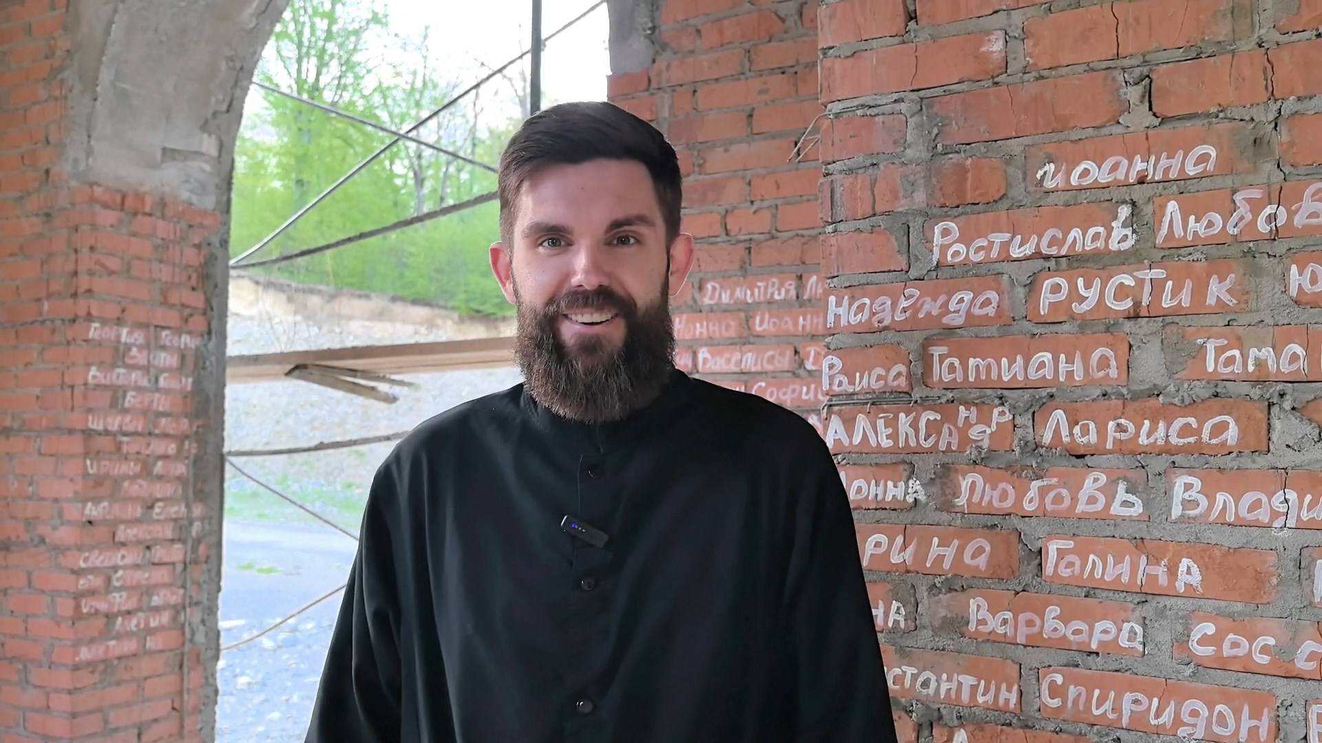 Теперь стройка может остановиться. Заканчиваются деньги на продолжение работ.