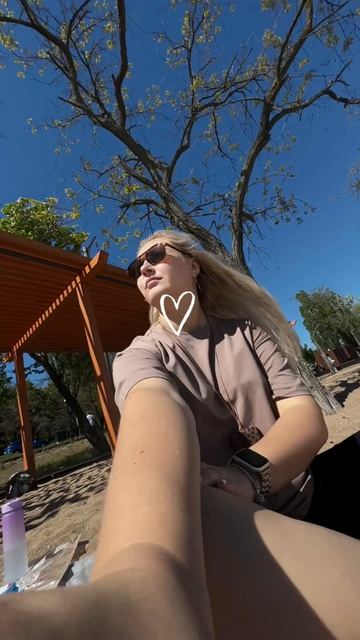 Привет первый загар 🤎 в Мариуполе началось лето 🌊