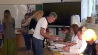В Румынии избиратели активно голосуют на президентских выборах