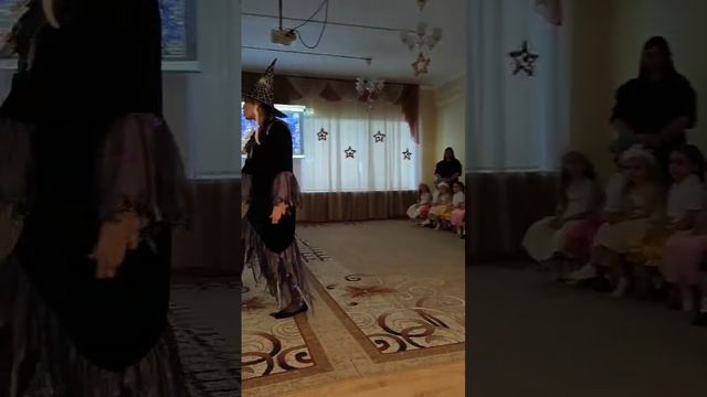 НОВЫЙ ГОД-2024."СПЯЩАЯ КРАСАВИЦА". ПРОБУЖДЕНИЕ ПРИНЦЕССЫ. Подготовительная гр.12.