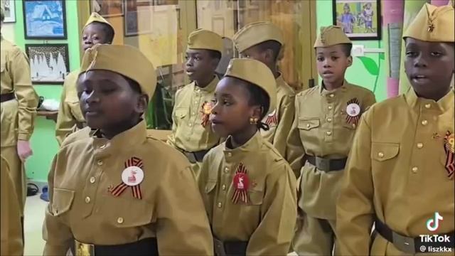 В МалИ Дети местных школ готовятся к празднованию величайшей даты !!!