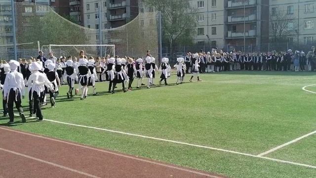Смотр строя м песни  1 к-2
