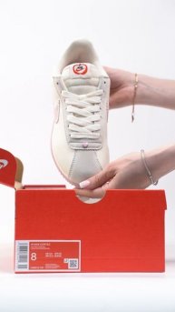 Кроссовки Nike Cortez
