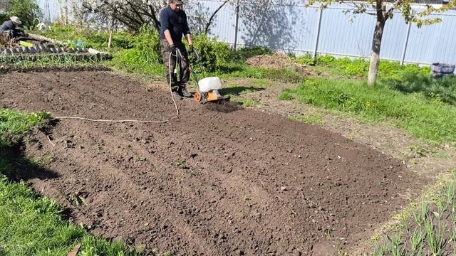 Выходил на поля молодой агоном