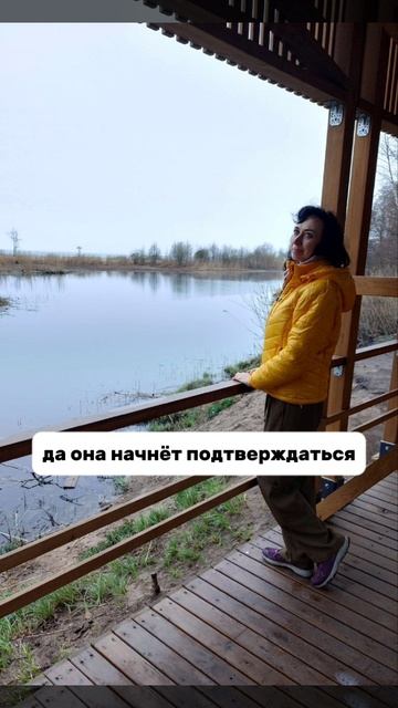 МУЖЧИНА УХОДИТ В ПЕЩЕРУ