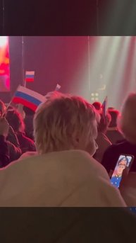Кому концерт , а кто-то о сыне ...💓