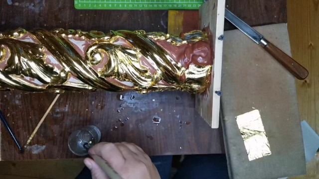 Золочение сусальным золотом на полимент. Позолота