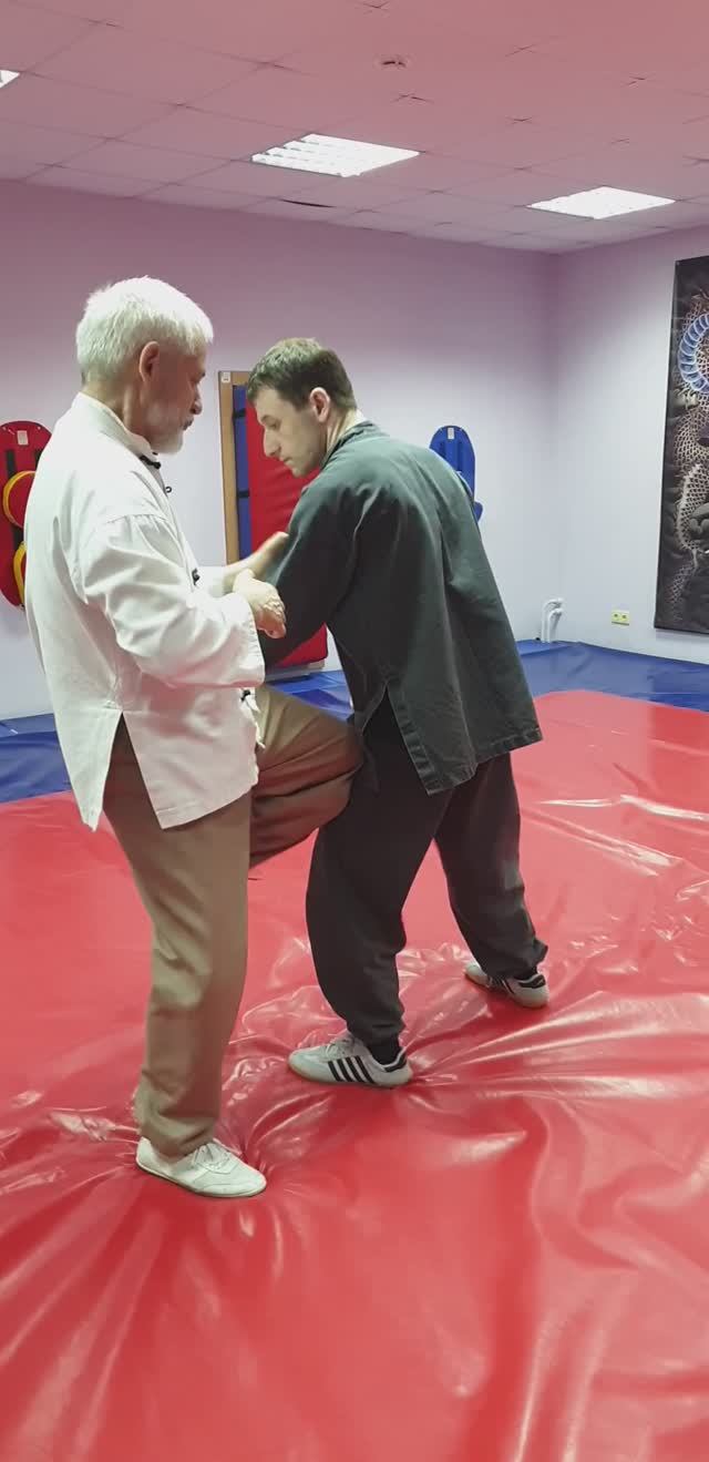 Школа восточных единоборств в Москве. Занятия кунг фу.