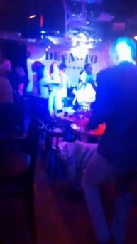 Улыбнул девушек бара DeFAQto танцами )Москва .Чистые пруды 2025