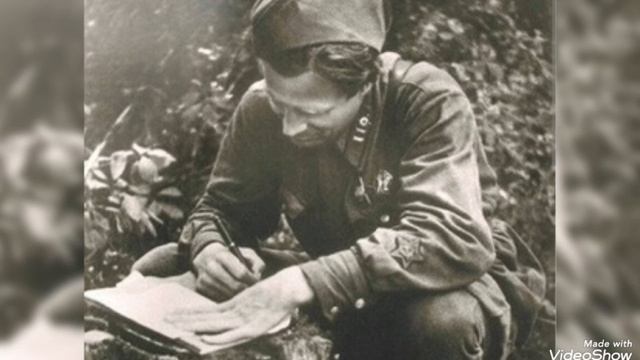 Мелодии военных песен... *В землянке*...