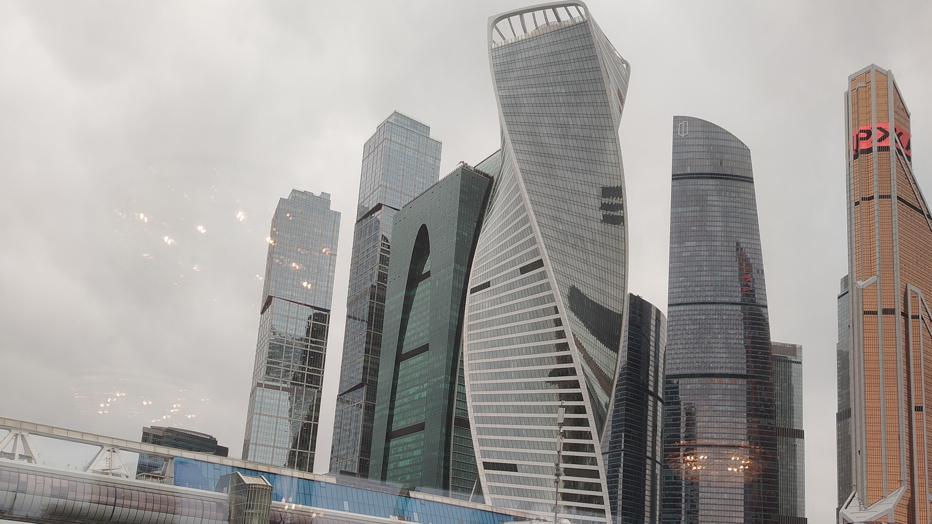 Прогулка на теплоходе по ШОК ЦЕНЕ. 199 РУБЛЕЙ. Отправление от Москва-Сити