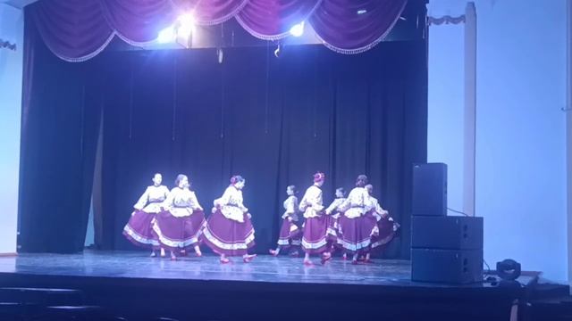 Танец "Казачка удалая"