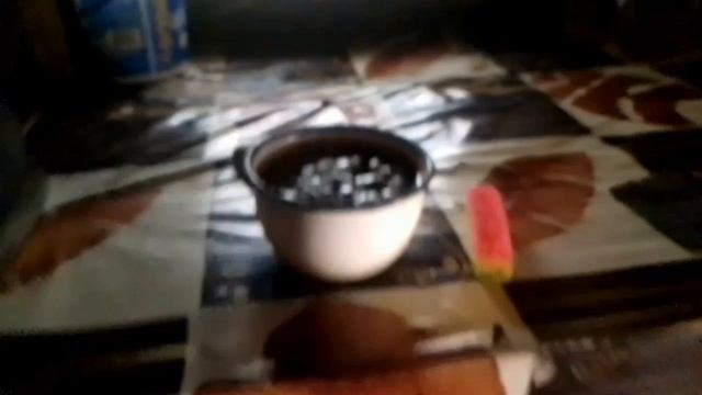 НАШЕЛ ДОМ В ЛЕСУ,ЧТО ВНУТРИ?