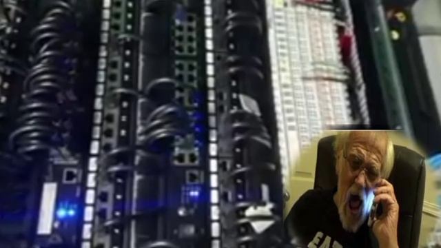Антон Уральский. Не было ни единого разрыва. И Табаков звонят в тех.поддержку сотовых и интернета.