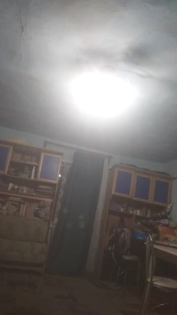 VID_20250504_215743.mp4