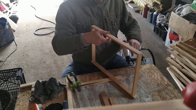Натяжка проволоки на рамки