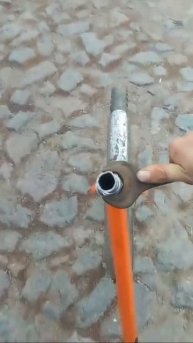 Зачем велосипеду руль, когда есть гаечный ключ!?😂